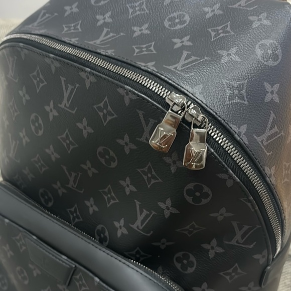 Louis Vuitton backpack - Picture 3 of 7